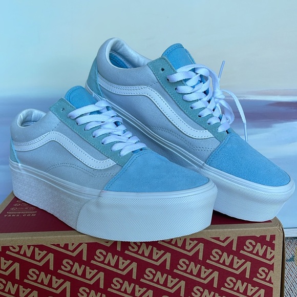 Vans WMNS Old Skool Stackfo
Color Block Blue
VN0009P2BLU
Platforms Sneakers - Picture 5 of 8